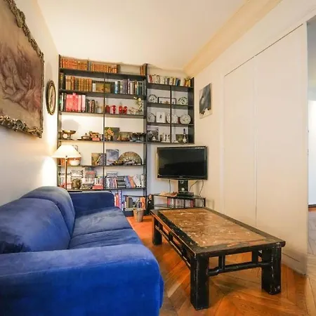17th Arrondissement Retreat
